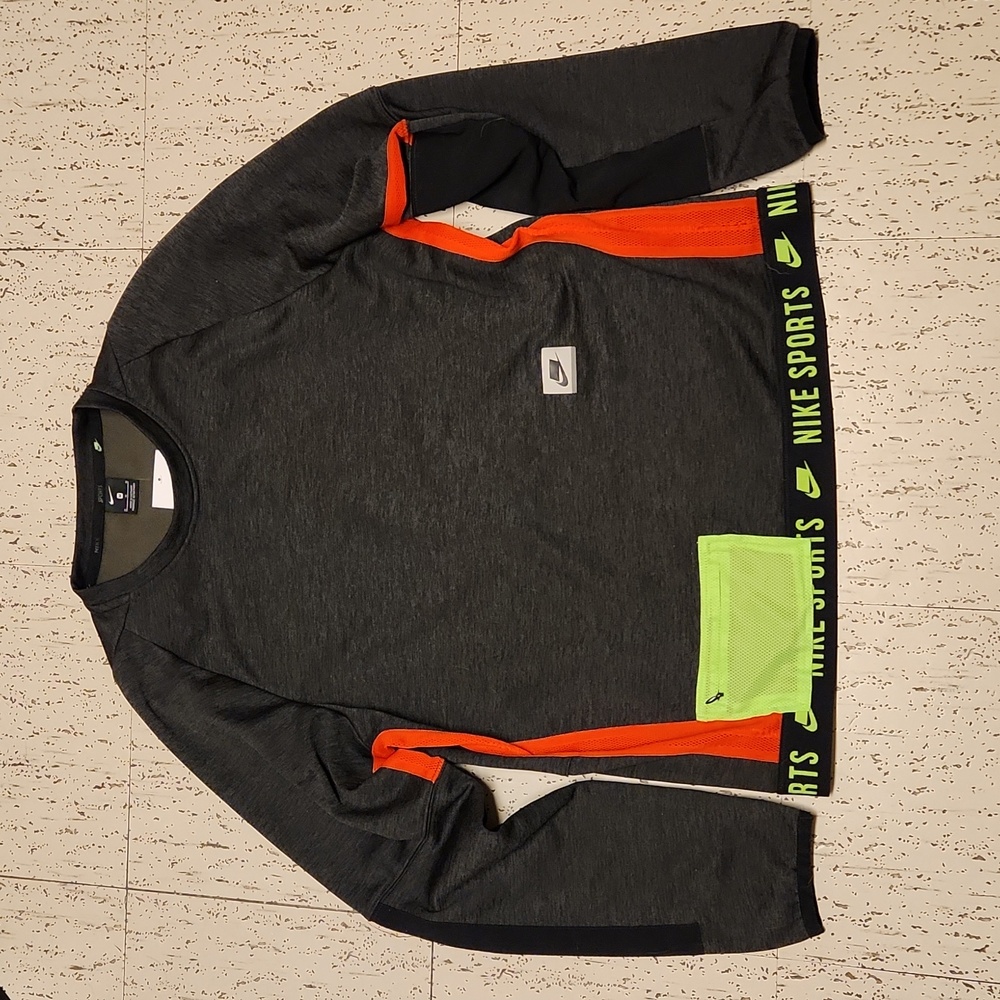 Nike Sports Fleece Lined Long Activewear Sleeve-T Shirt BNWT